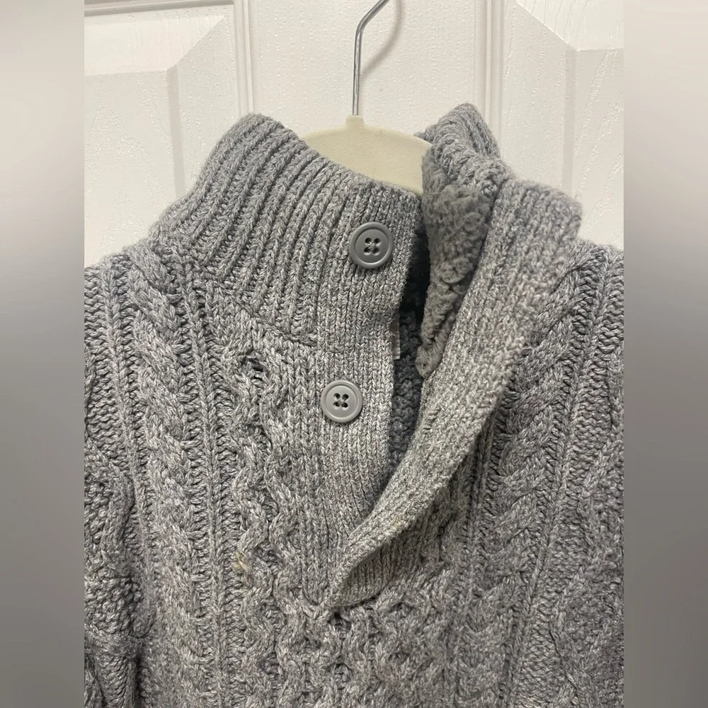 GAP Men's Charcoal Turtleneck Sweater